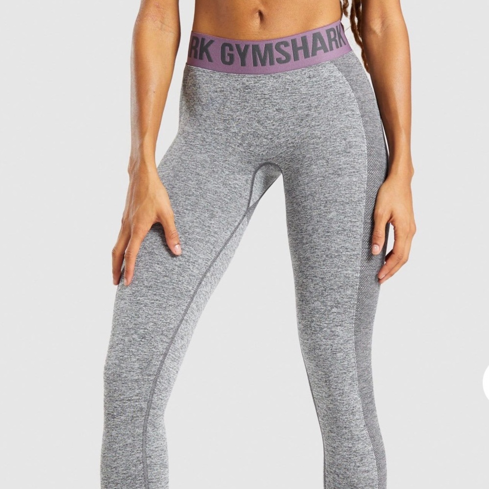 Flex Low Rise Gym Shark Leggings